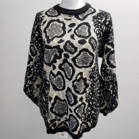 Rainbow Ridge Animal Print Acrylic Sweater Vintage Korea Womens Size Medium - Picture 1 of 6